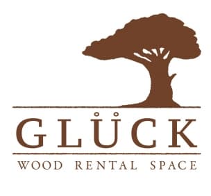 木を基調としたロゴマーク