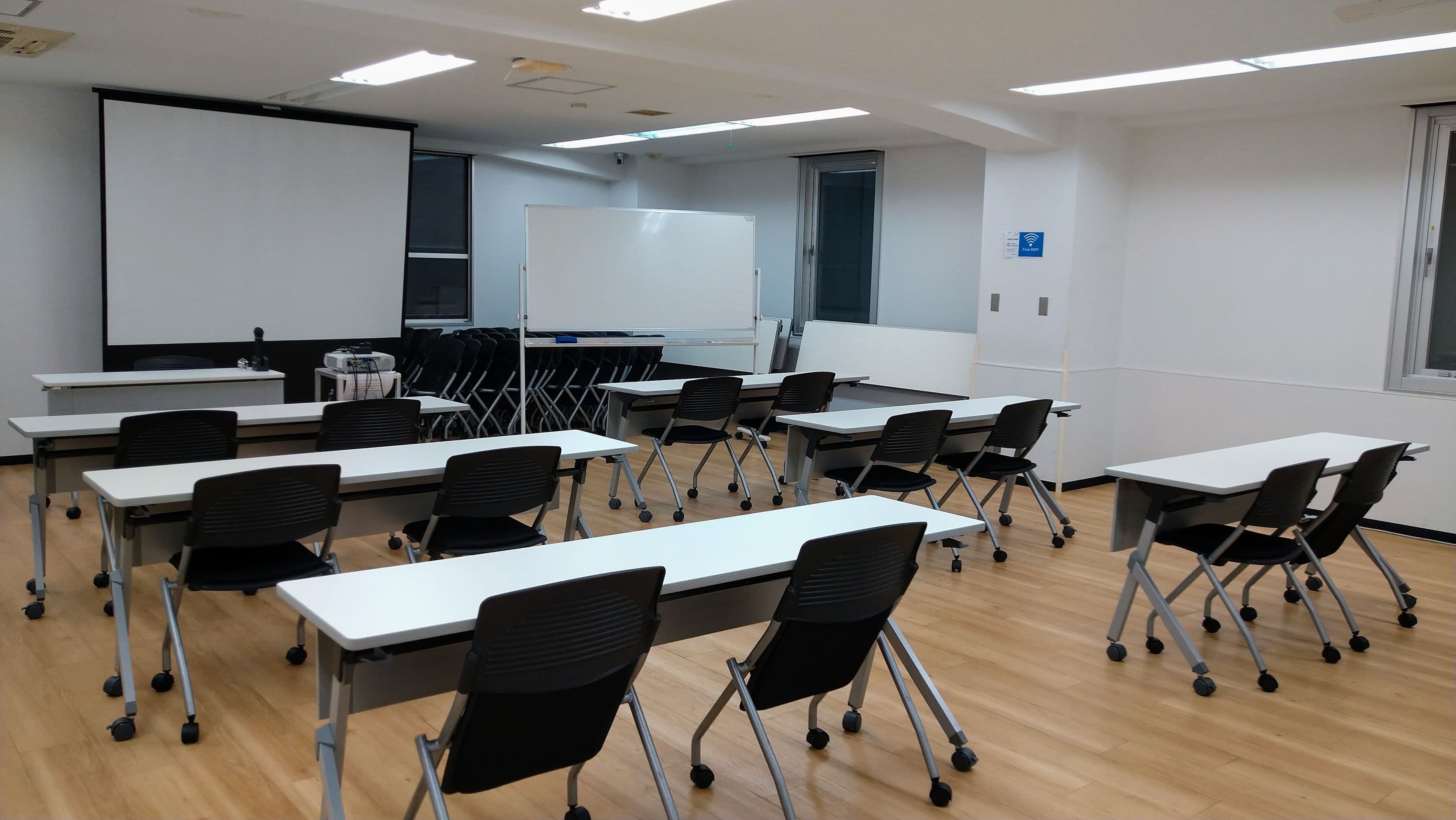 セミナールーム内