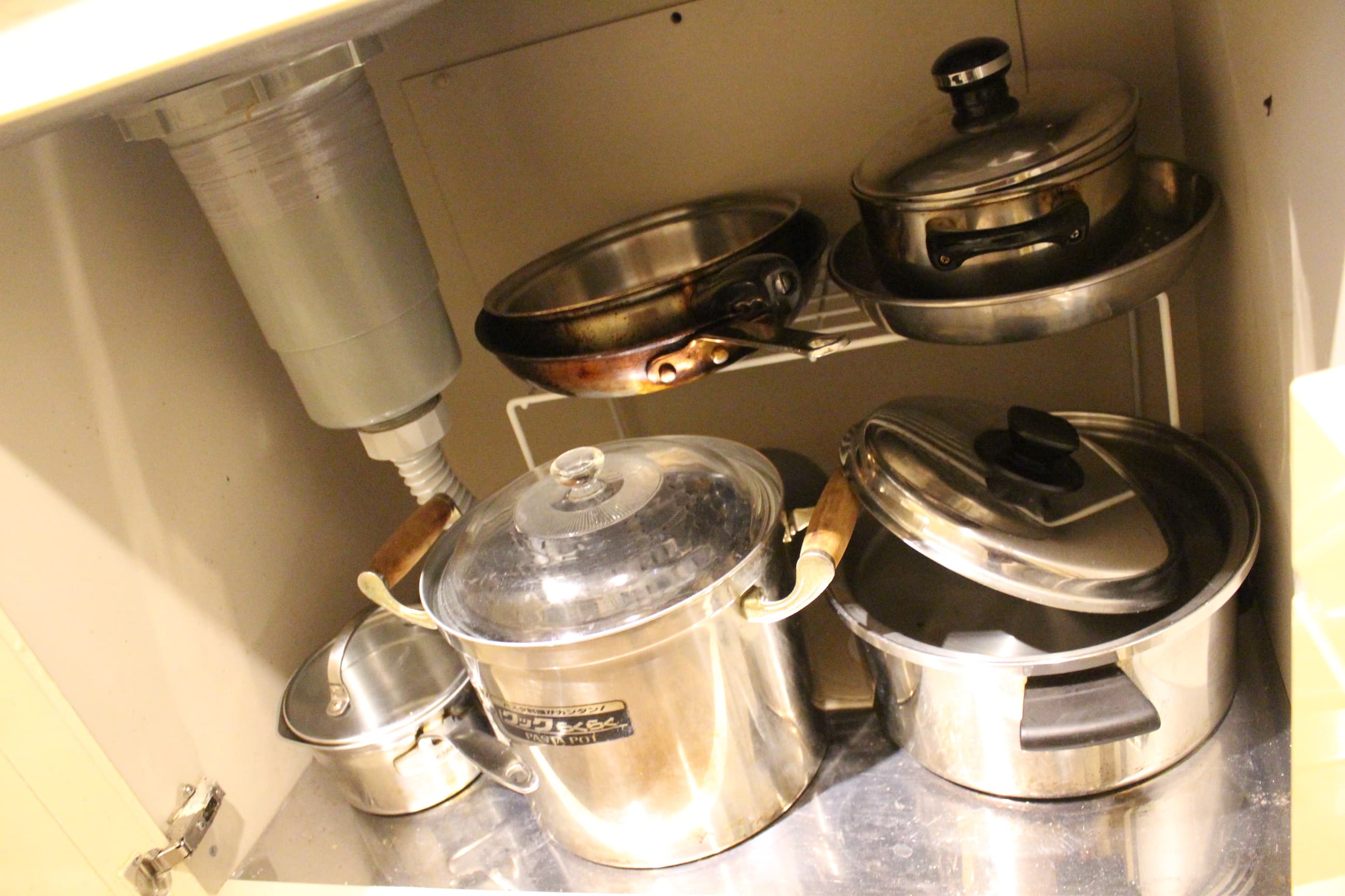 シンク下 鍋、フライパン 包丁