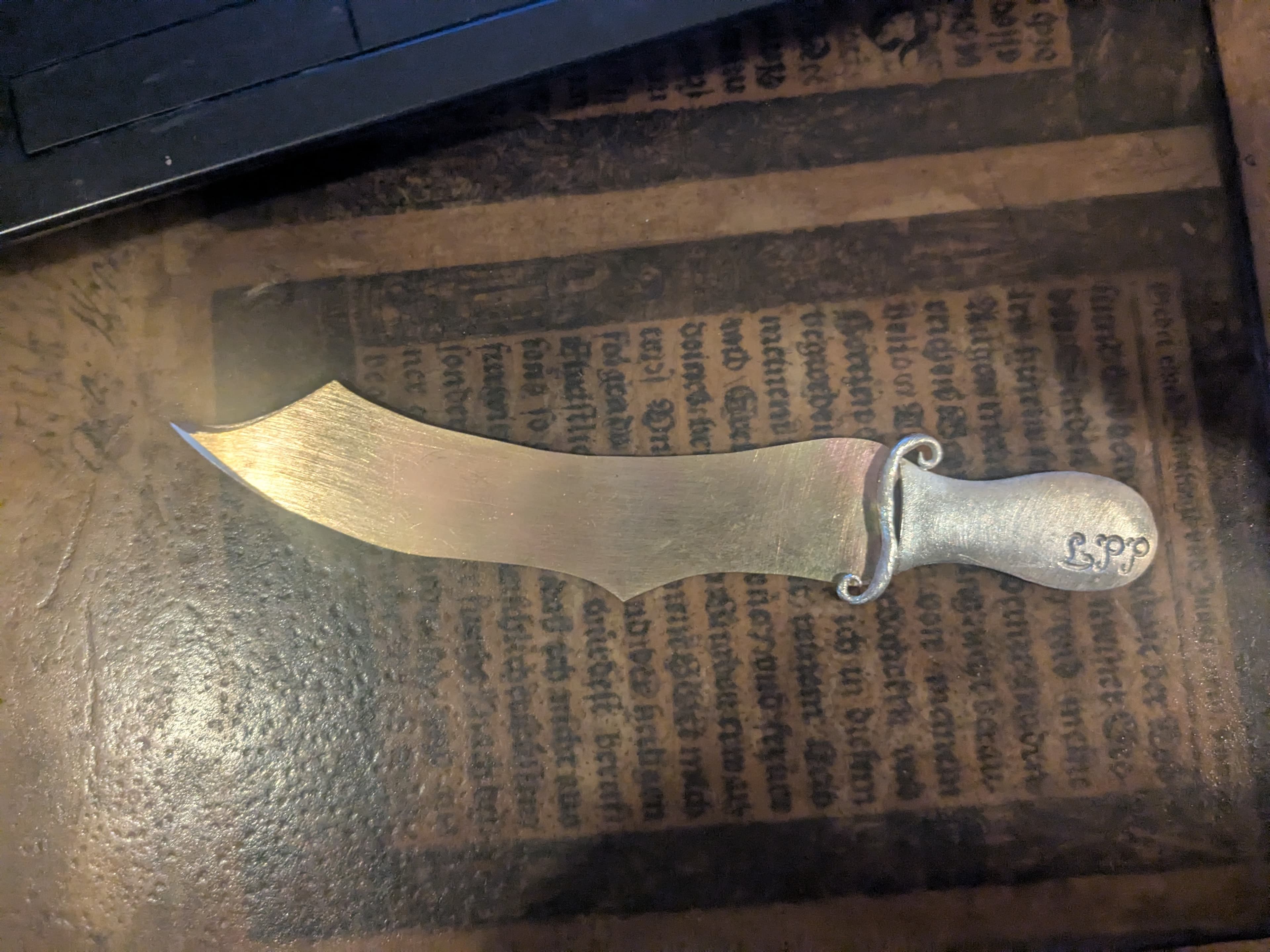 ペーパーナイフ