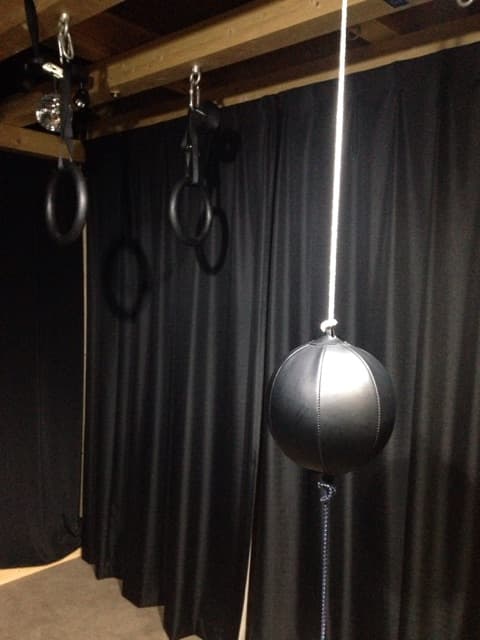 パンチングボール(無料)