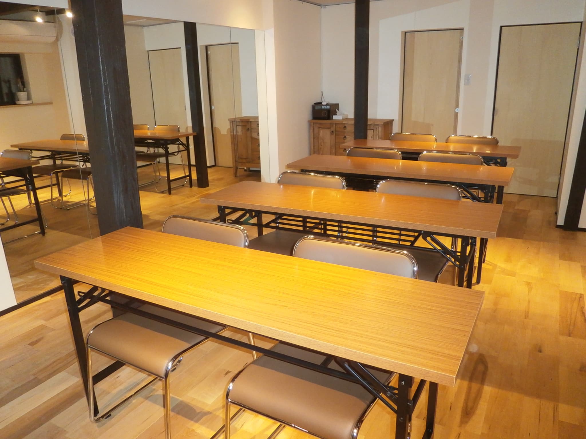 デスク:スクール