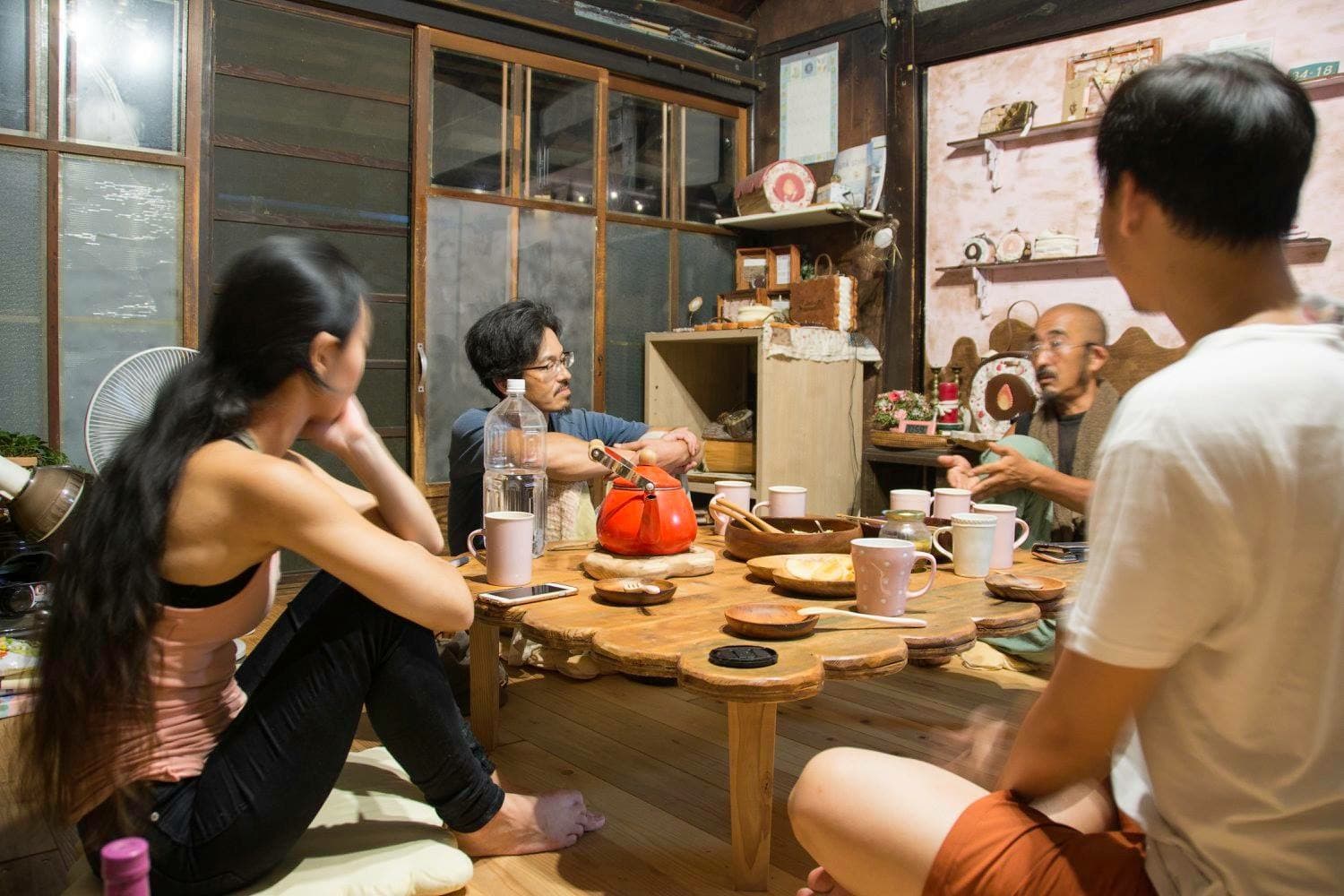 レンタルされたゲストとの夕食