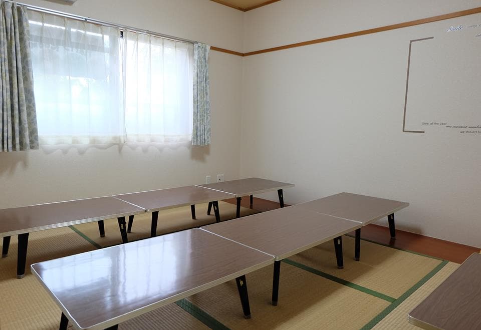 お勉強教室などにも利用できます。