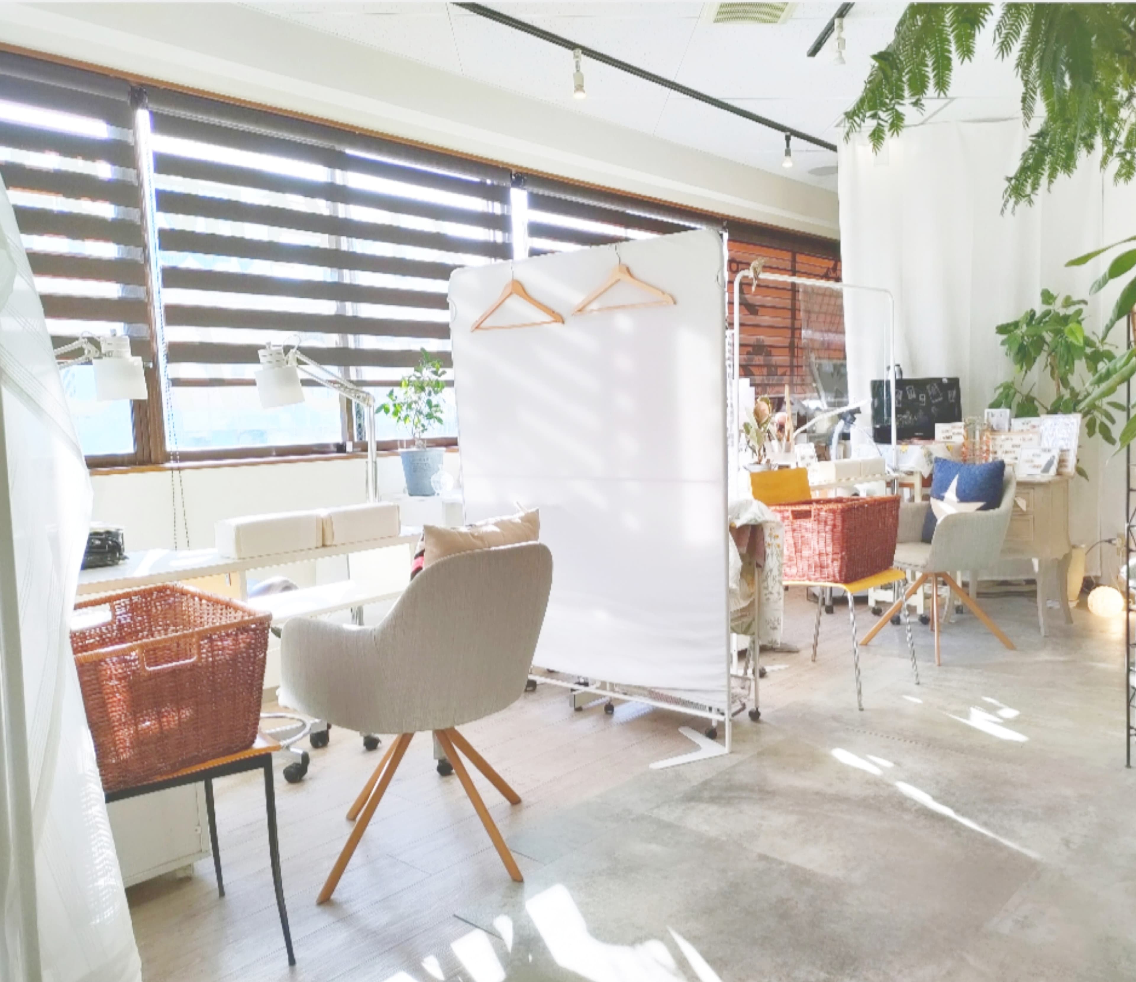 ハンドネイル席