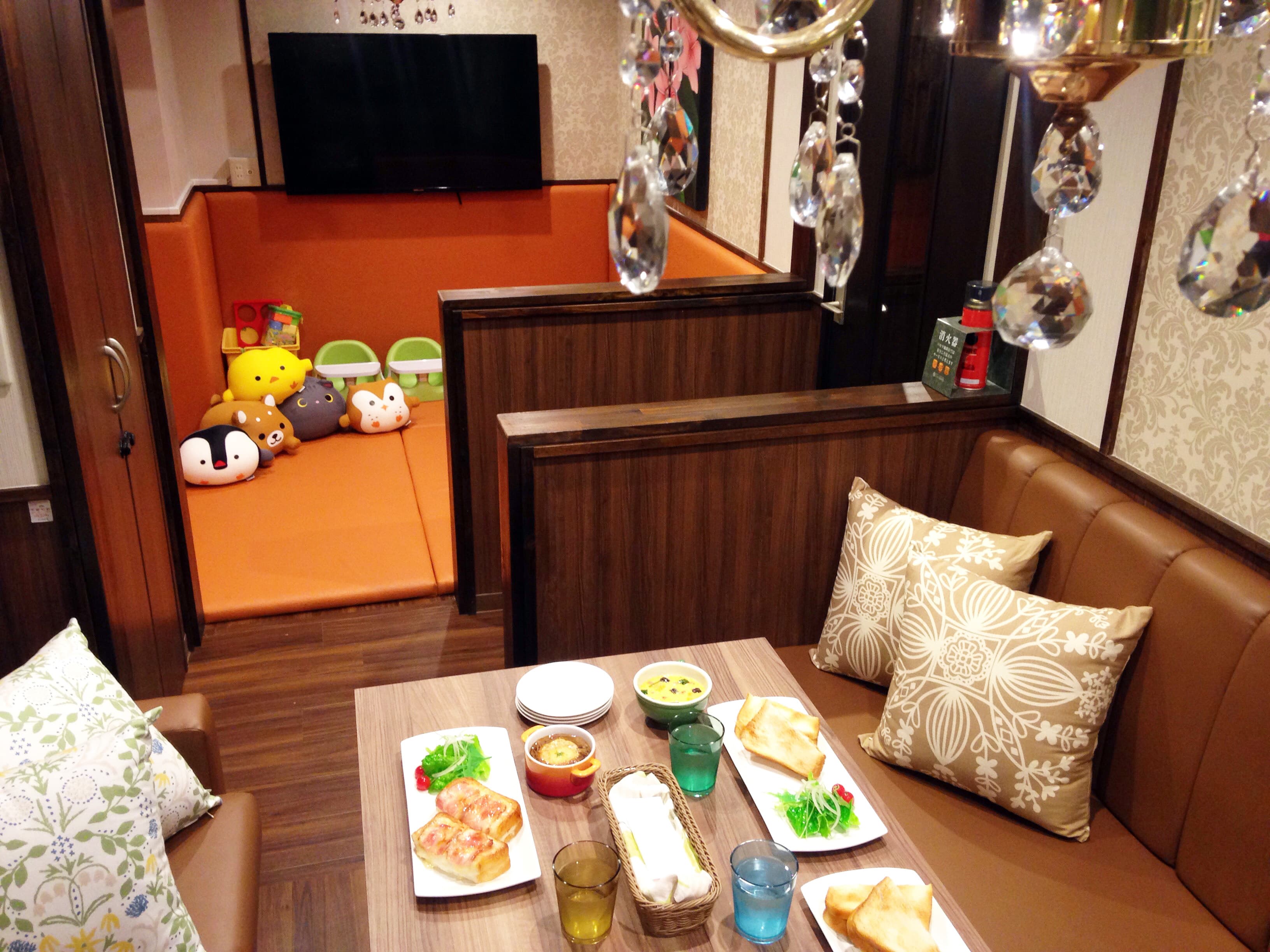 個室(更衣室・控え室・お食事スペースとしてもご利用いただけます)