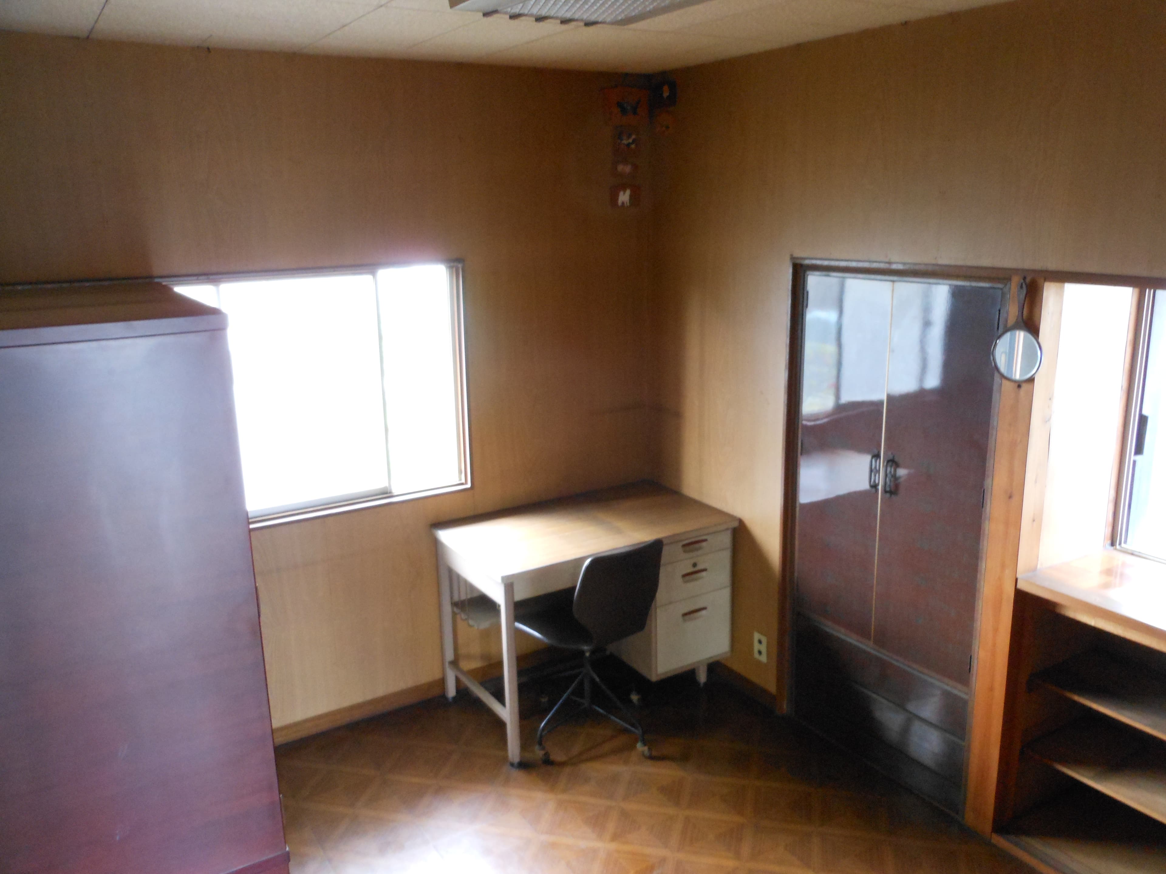 2階東側洋室 洒落たフローリング