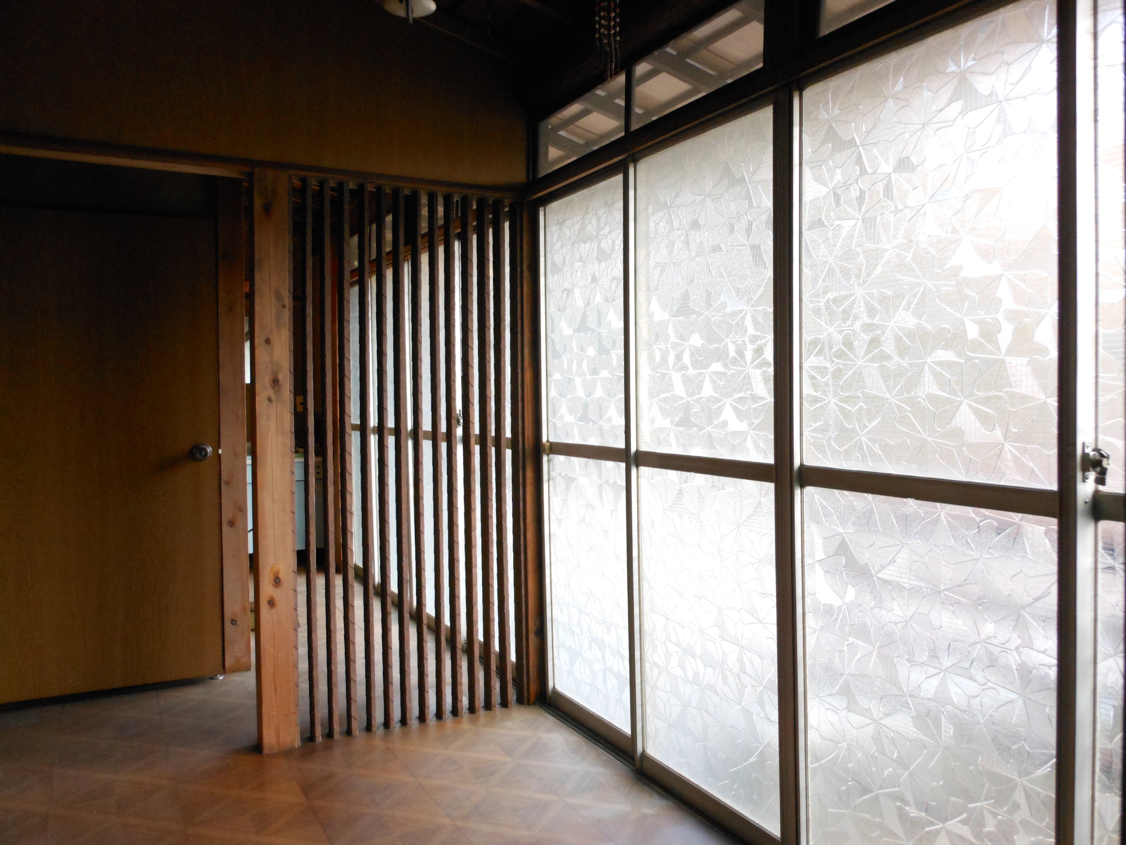 明るい2階の廊下 南向きです