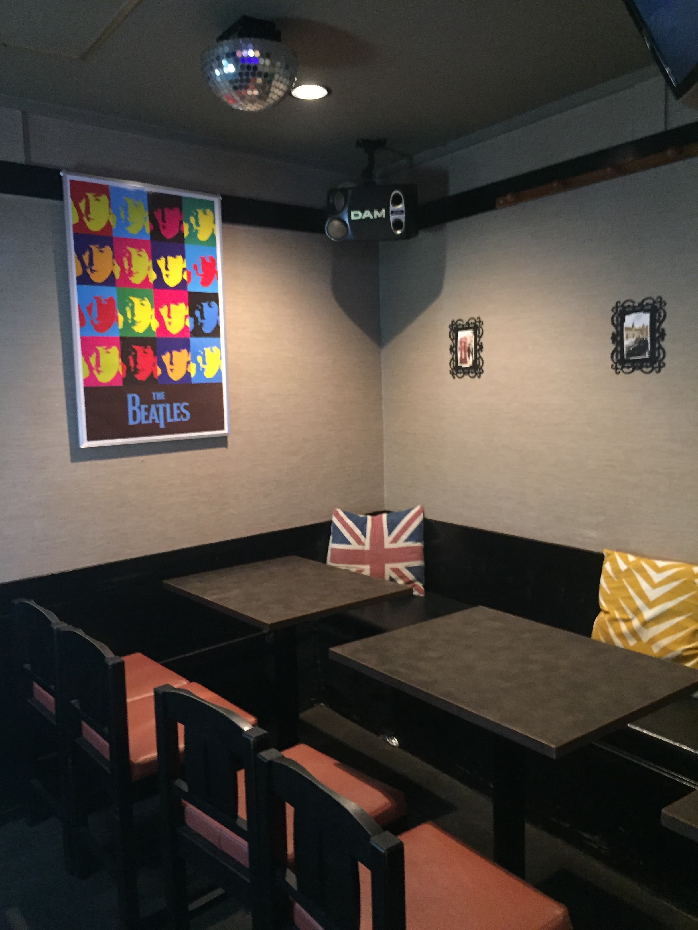 ボックス席は16名までOK