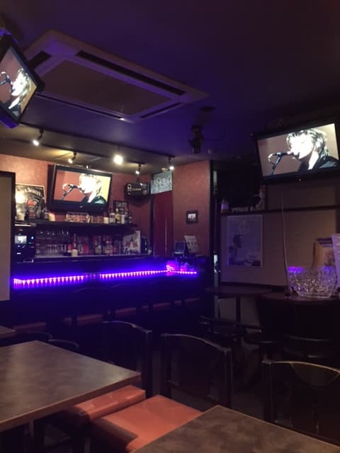 お気に入りの映像を見たりして