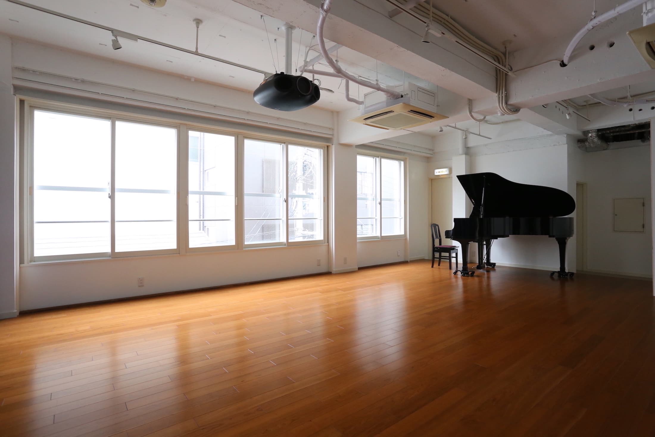 スペース画像 2