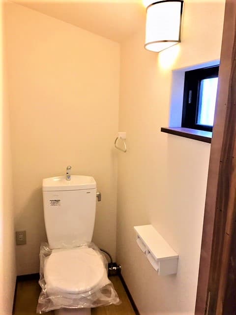 町家レンタルスペース*丸本屋 廊下の先のにレストルーム