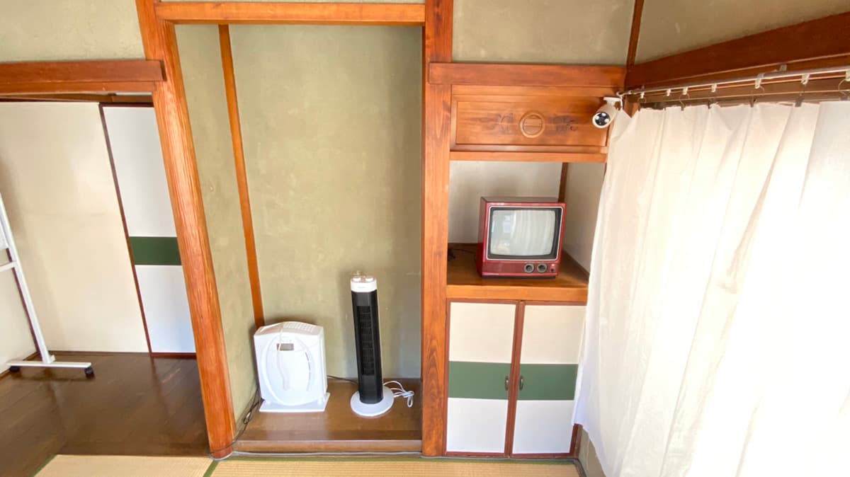 ブラウン管TV入荷しました!!(映りません)