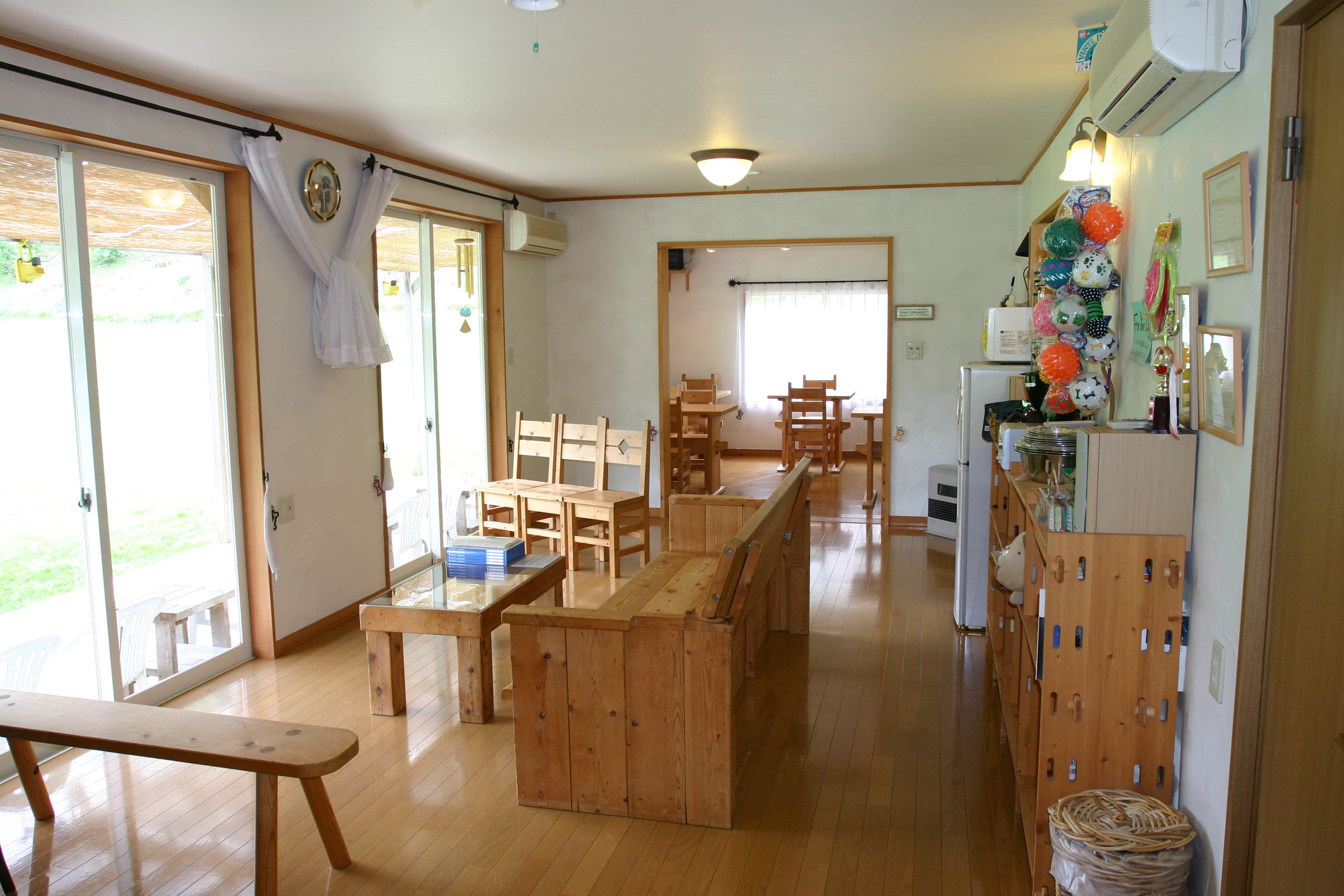 館内のリビングです