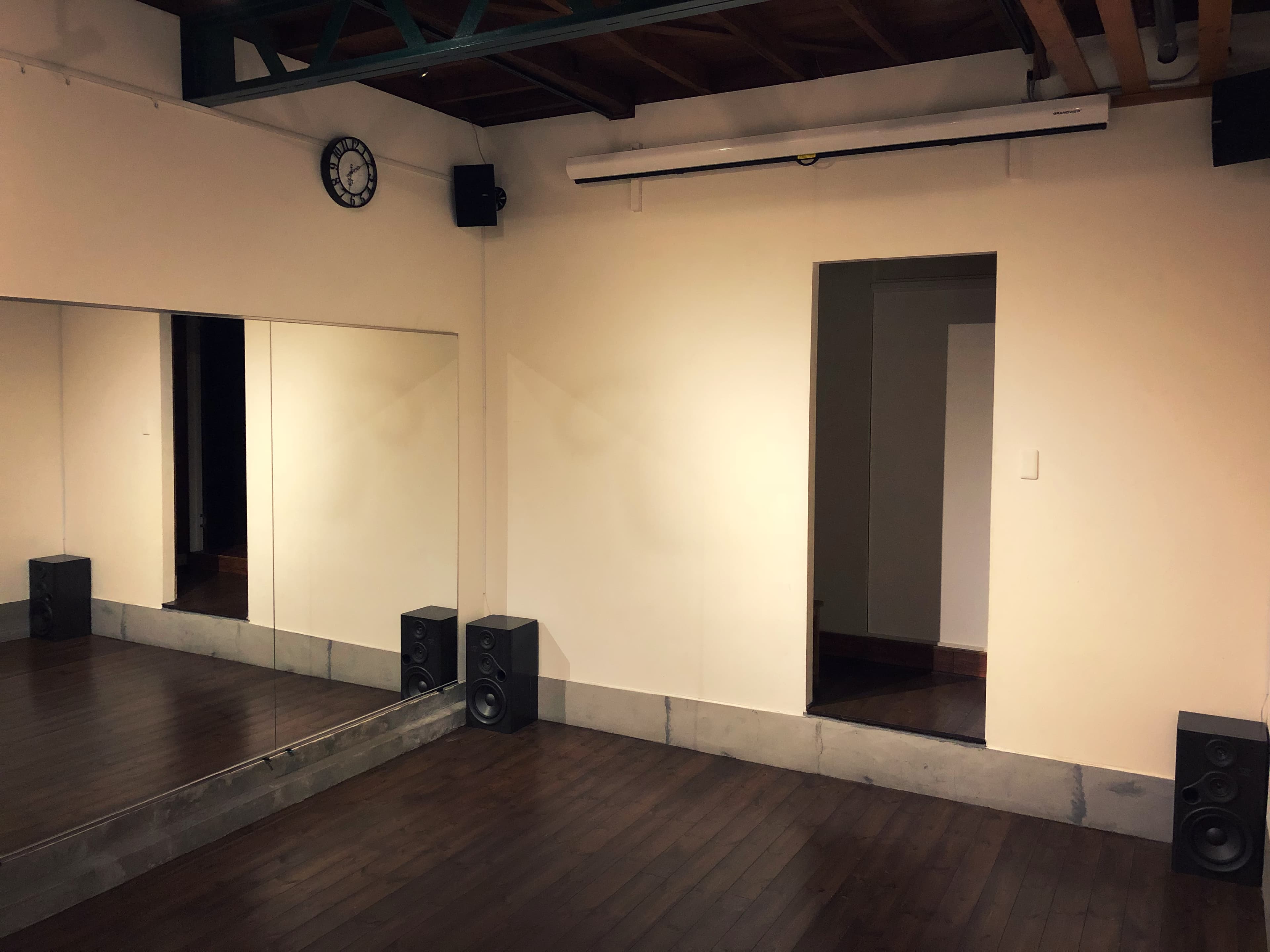 スペース画像 1