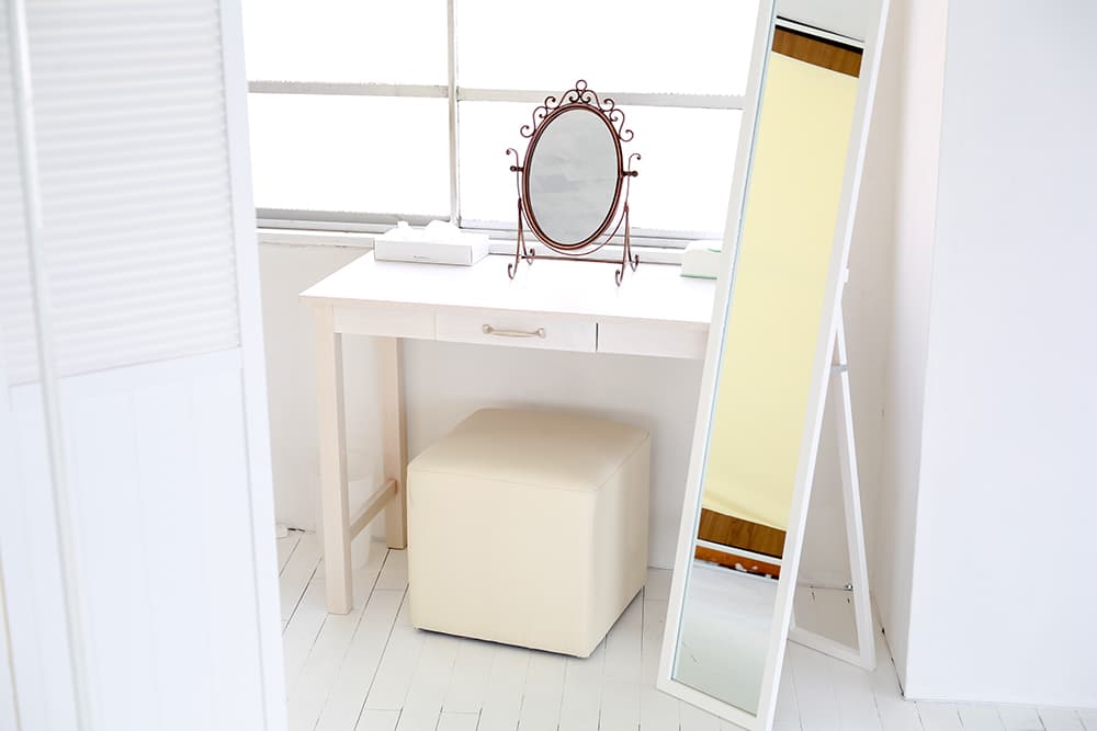 ドレッサースペースは個室ではありません。スクリーンで仕切ってご利用いただきます。