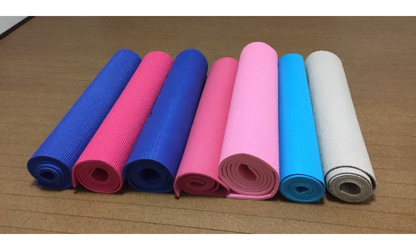 スペース内で利用できる備品「ヨガマット」