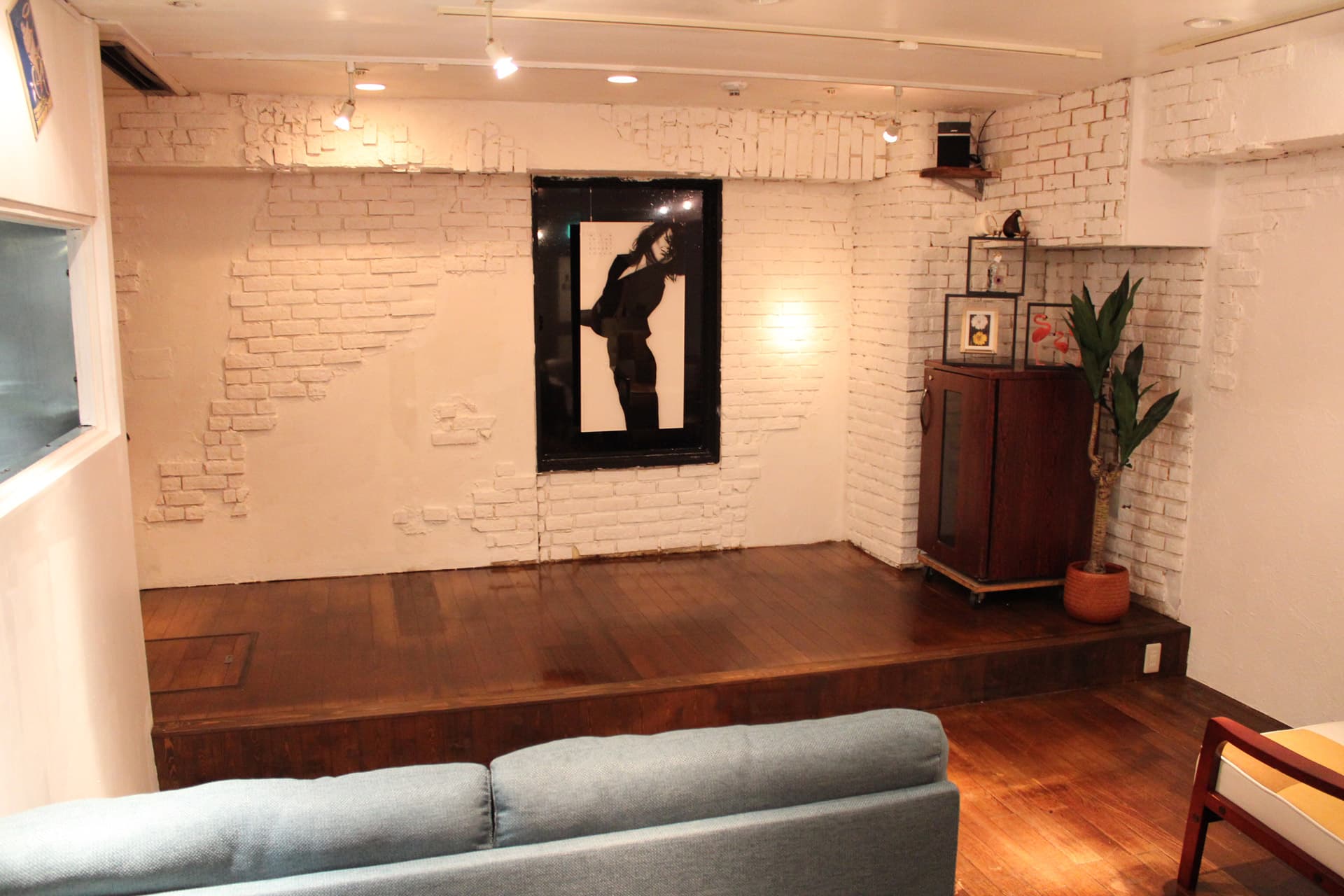 ミニステージがあるので、発表会やセミナー、舞台の練習などにも活用いただけます。