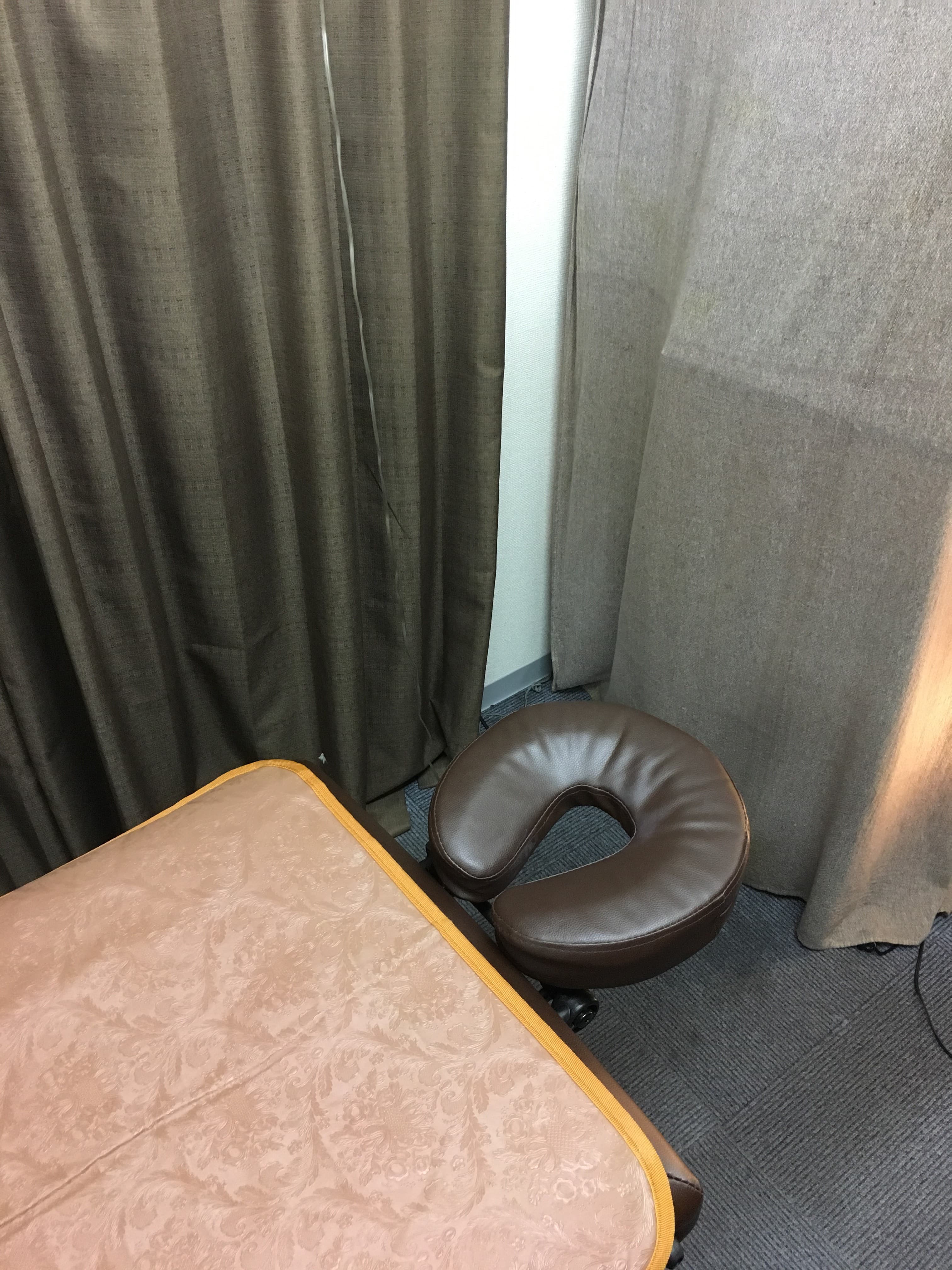 ヘッドレス御座います。