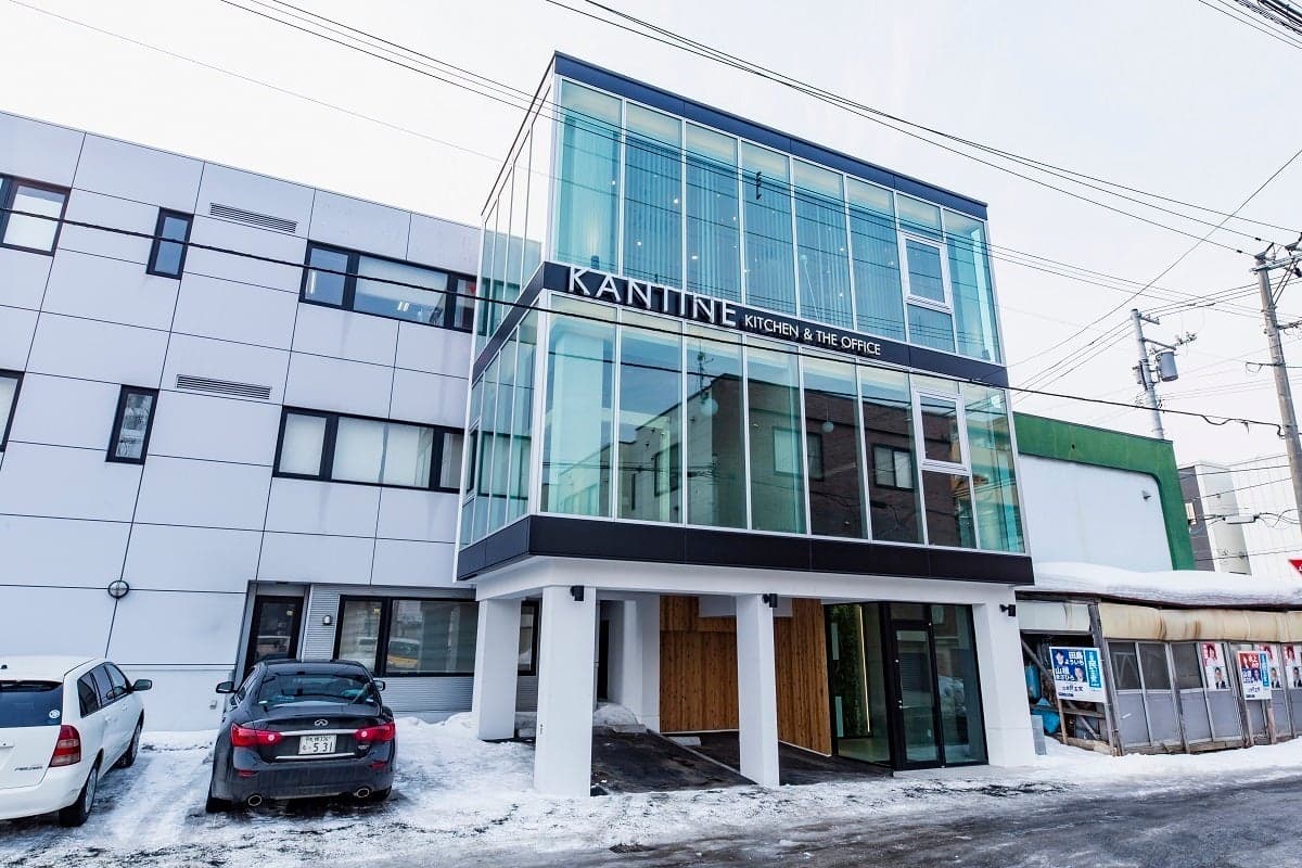 オシャレな外観なのですぐに見つけられます!