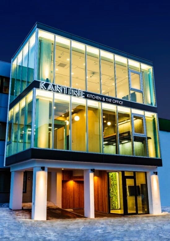 オシャレな外観なのですぐに見つけられます!