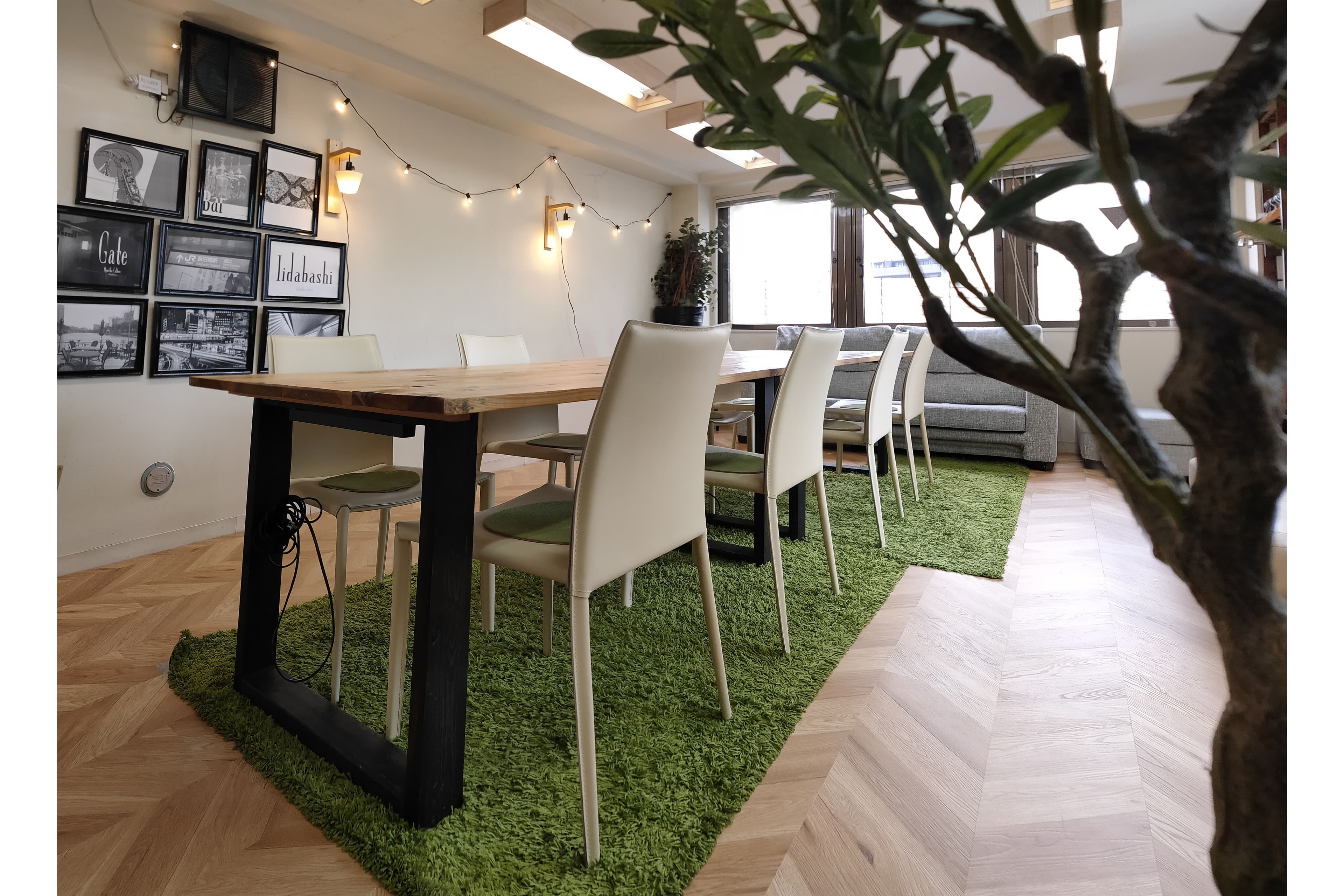 室内全体|Sabori The Salon 飯田橋|飯田橋駅徒歩5分|少人数&完全貸切の、貸会議室・多目的レンタルスペース Sa