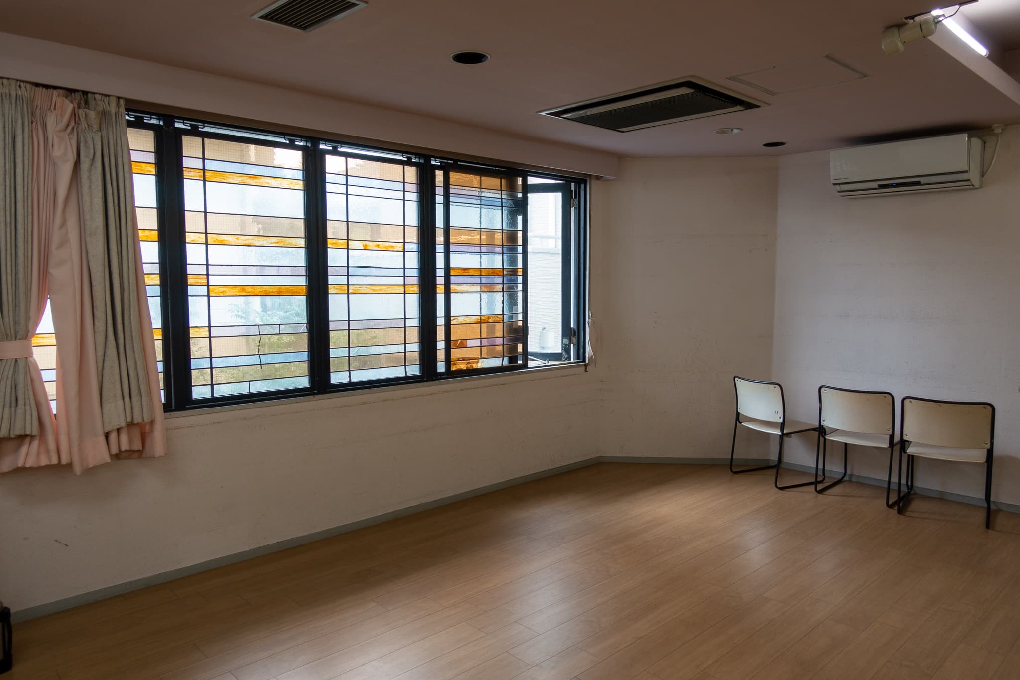 スペース画像 2