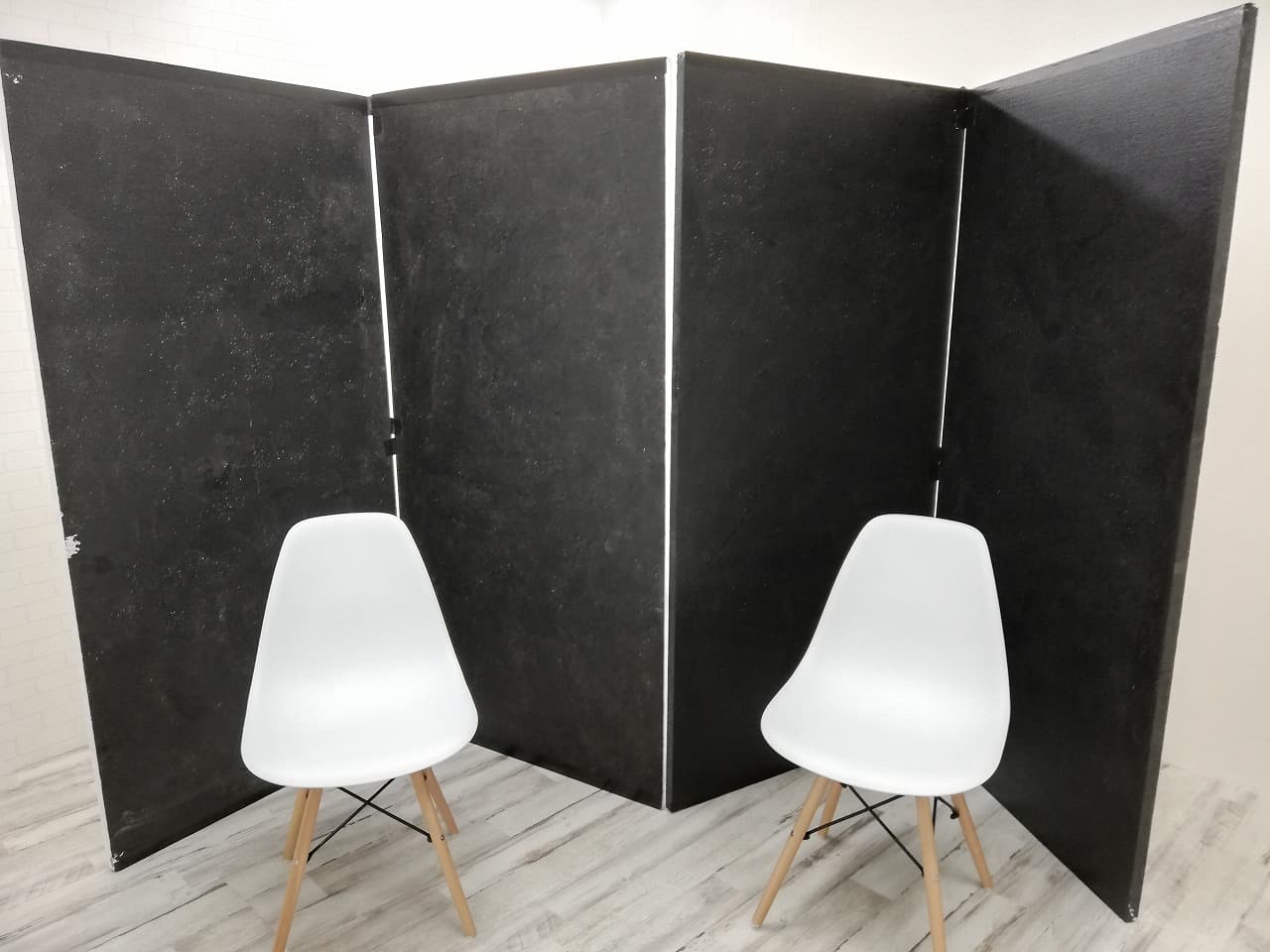 白黒カポック×2、椅子×2