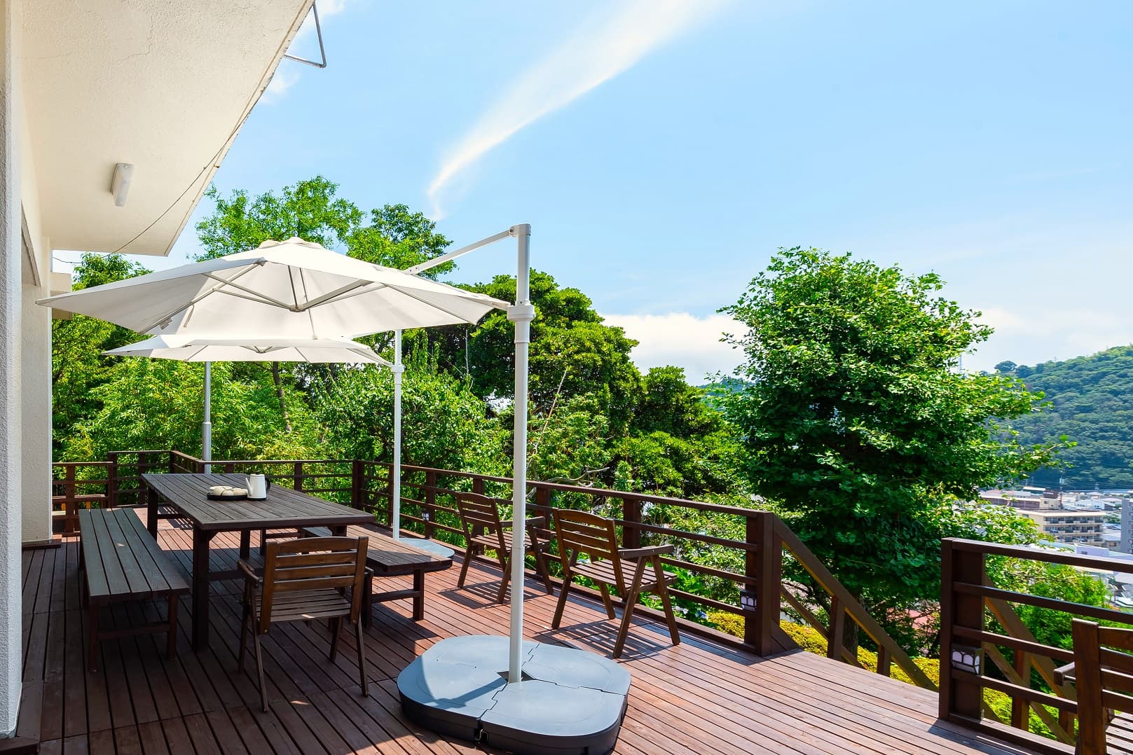 テラスではBBQも楽しめます。