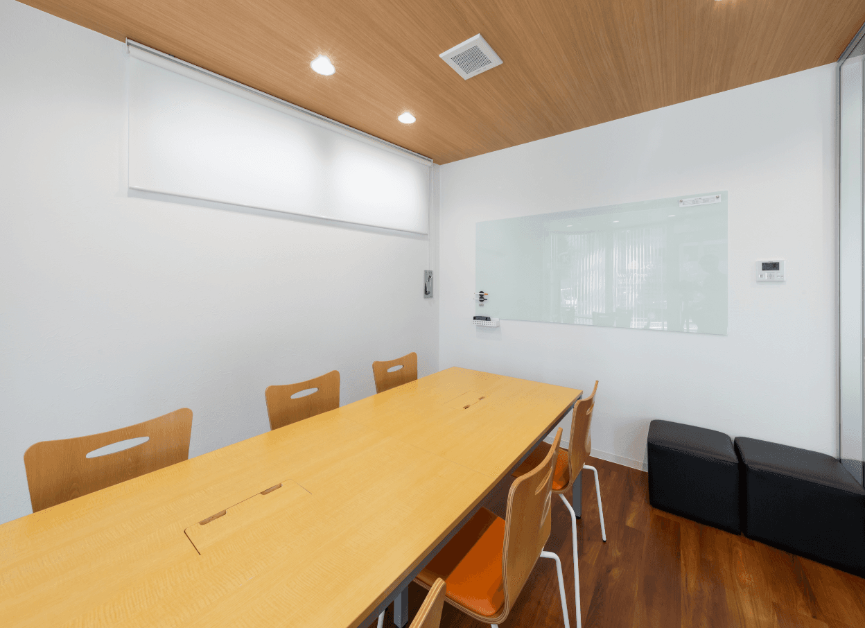 窓付きの部屋です。 明るくて雰囲気がよい!!!