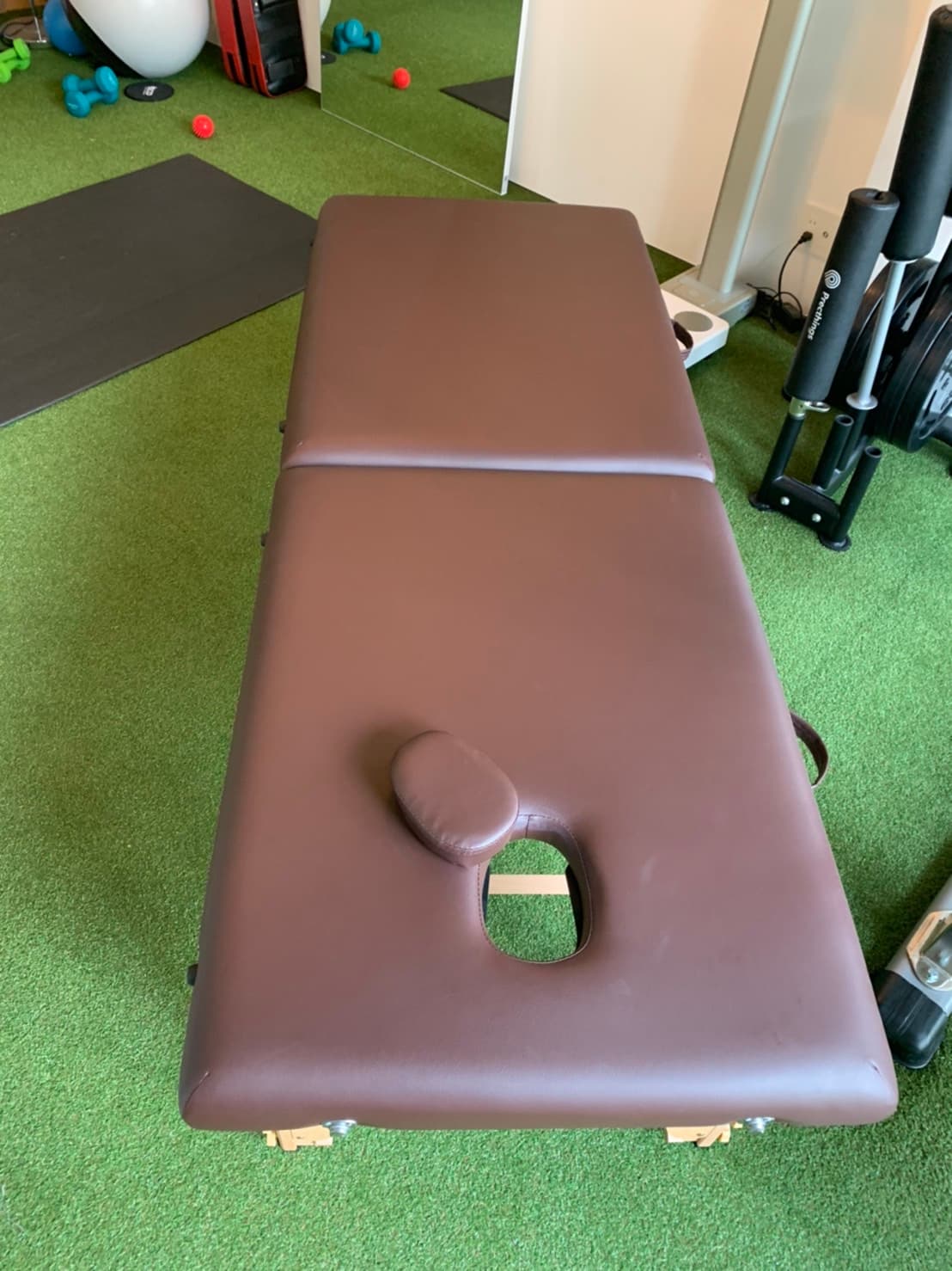 施術台(マッサージ等)