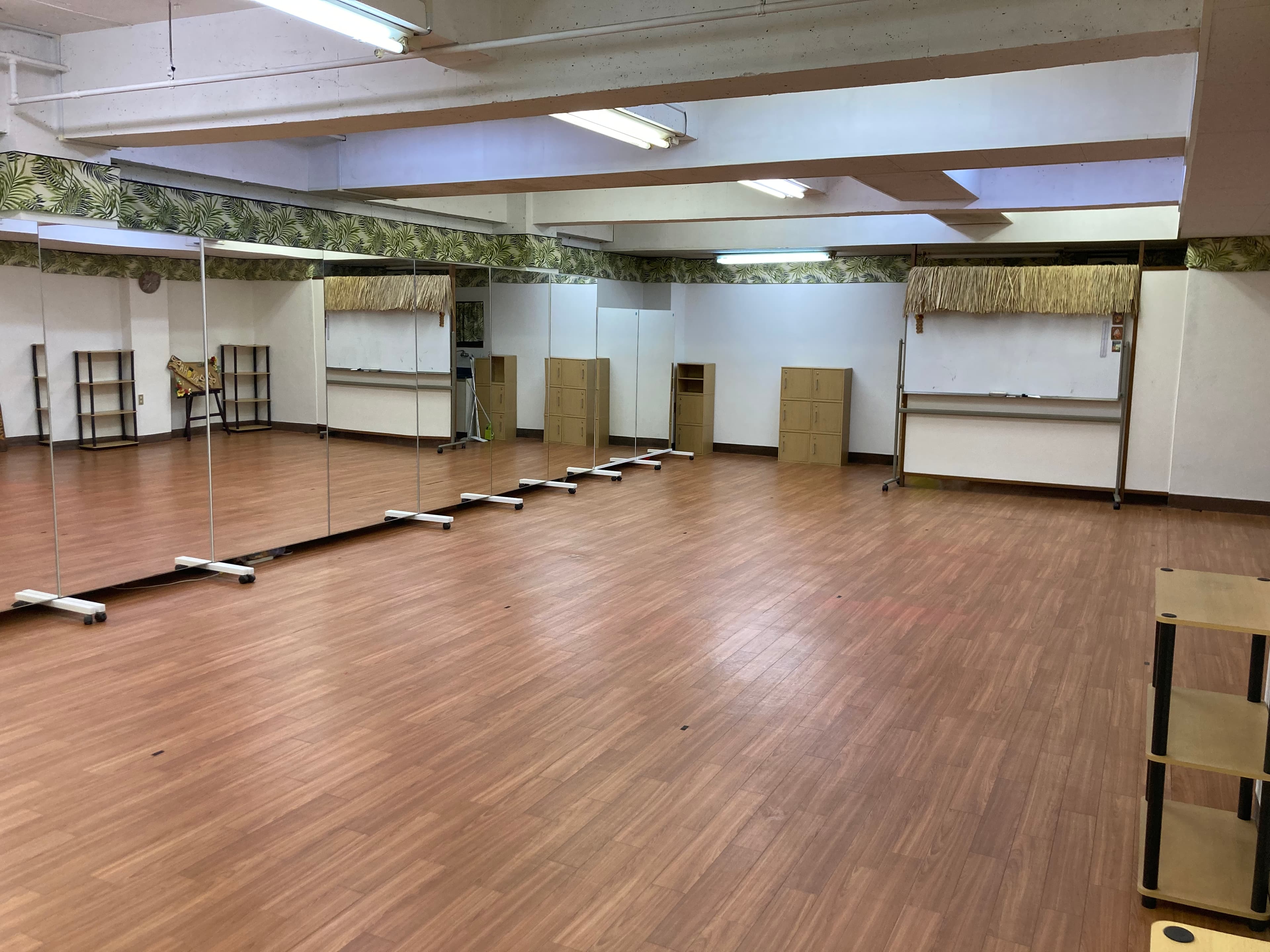 スタジオ全体写真