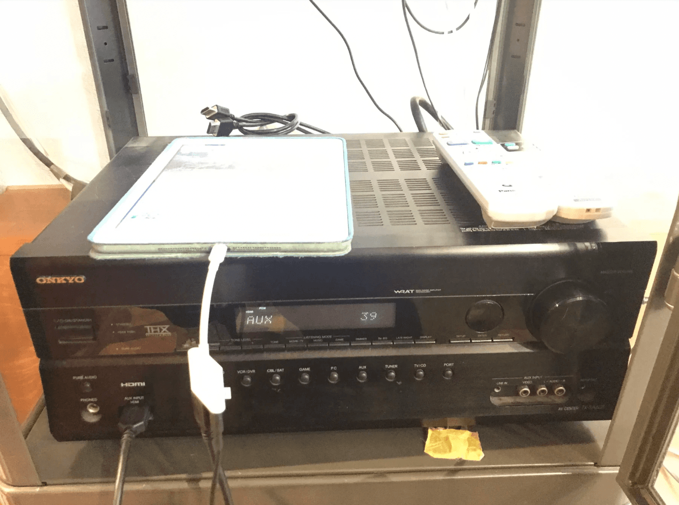 音響はこちらで調整できます プロジェクターやTVも見ることができます