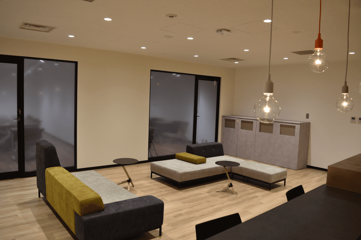 受付前の共有スペース