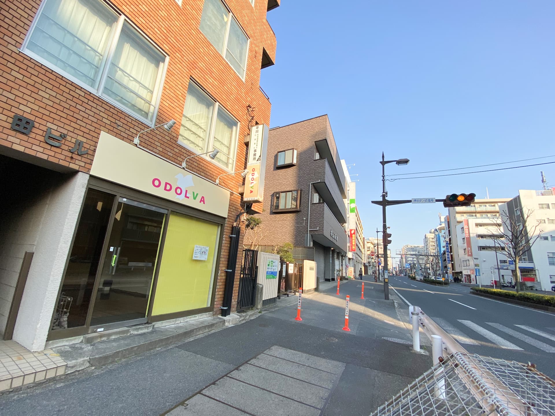 千葉街道沿いにありますので、迷いにくいです。