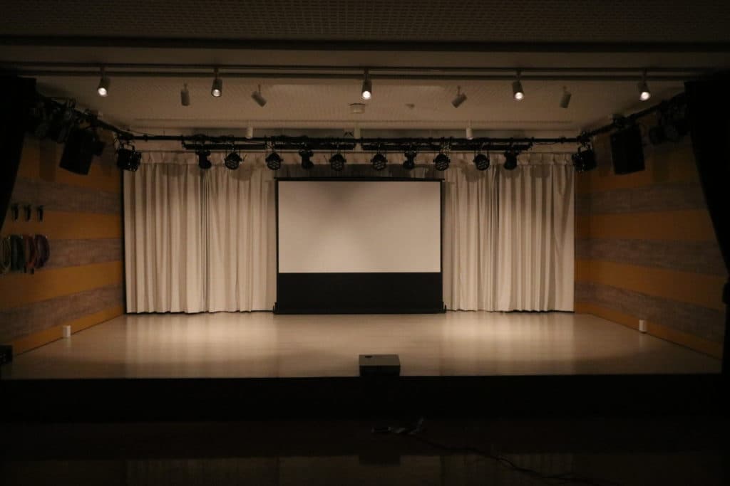 プロジェクター設置