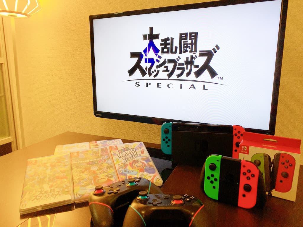 スマッシュブラザーズ 最大8人でプレイ可能。 ※Switchは有料オプション