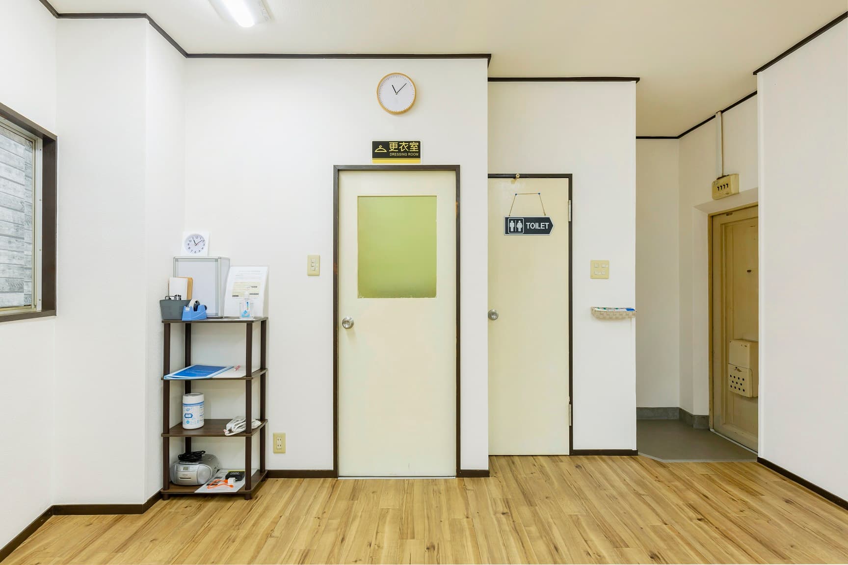 更衣室トイレ