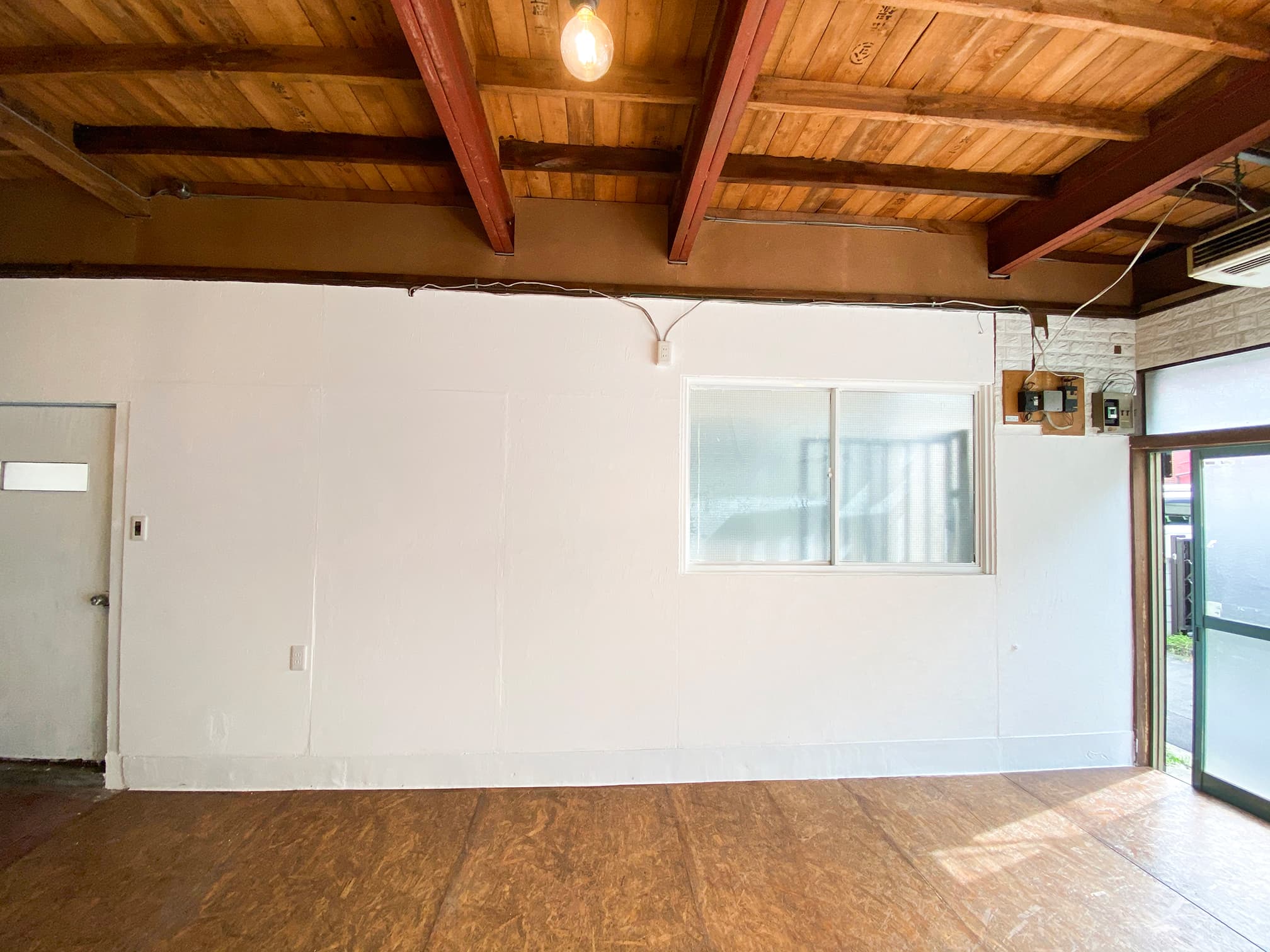 スタジオ1階南面