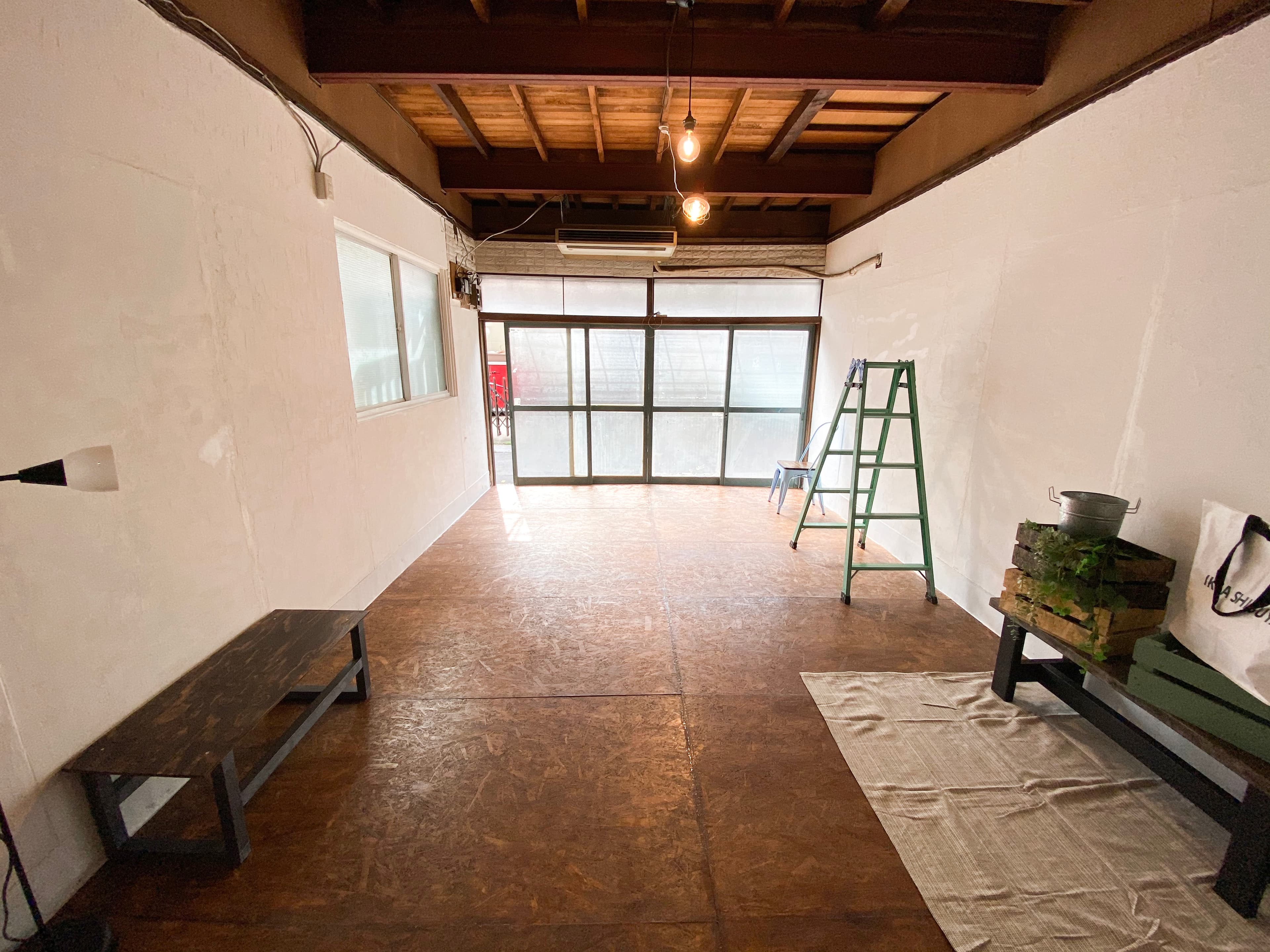 スタジオ1階全景