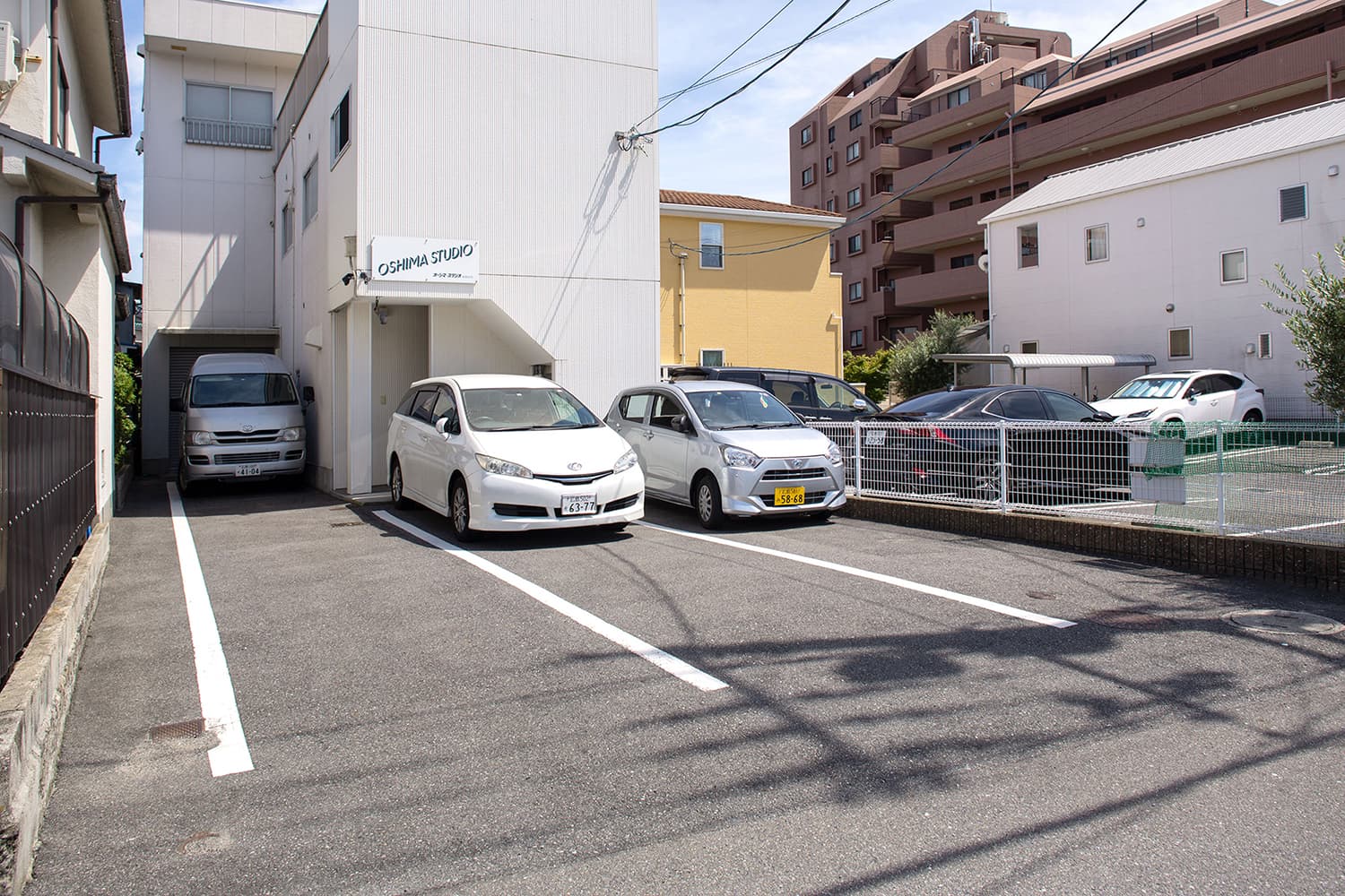 駐車場 普通車最大4台までです。 その他、駐車場が必要な場合は最寄りの駐車場をご利用ください。 草津東Parking 広島市西区