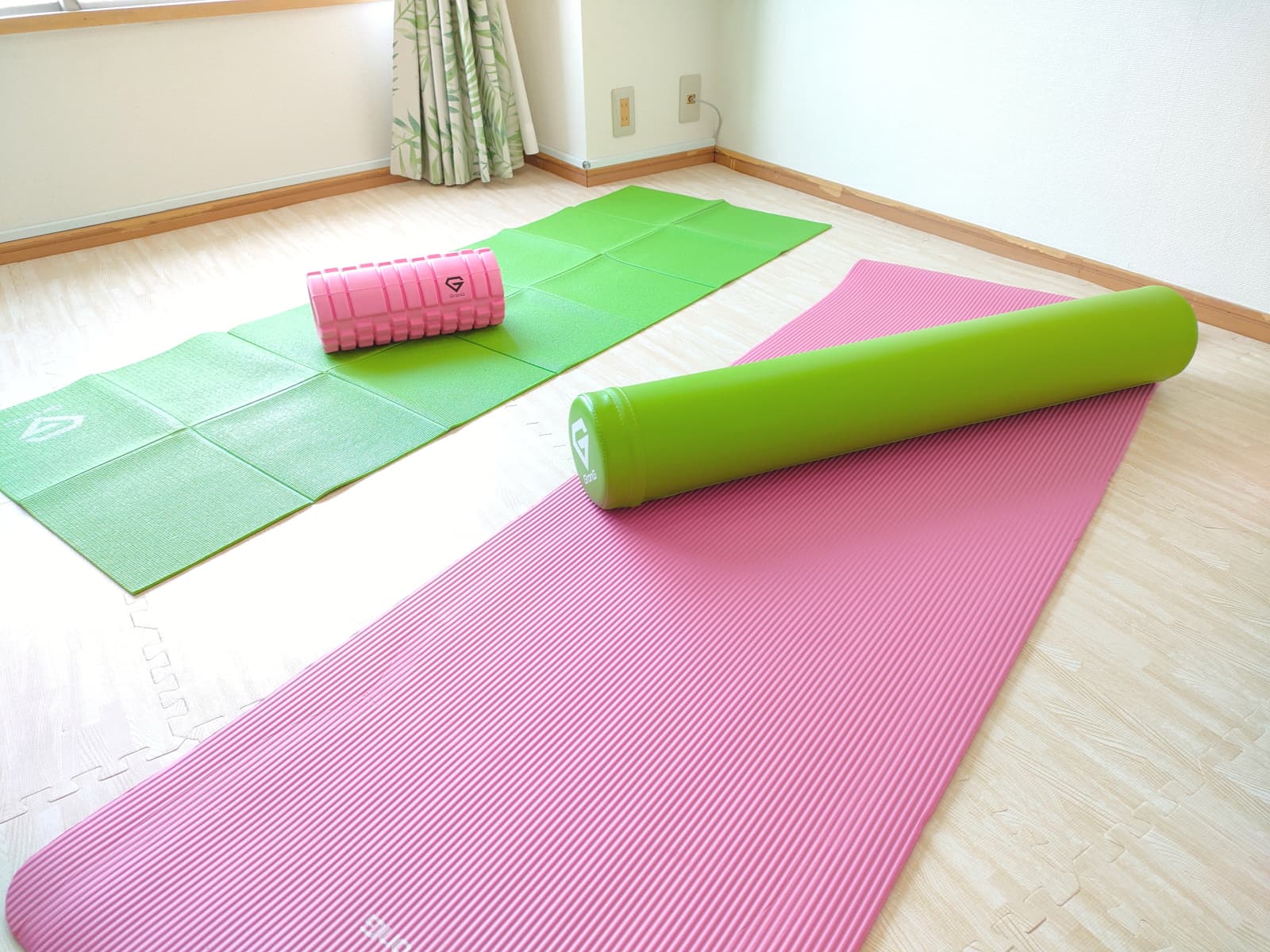 ヨガマットあります。