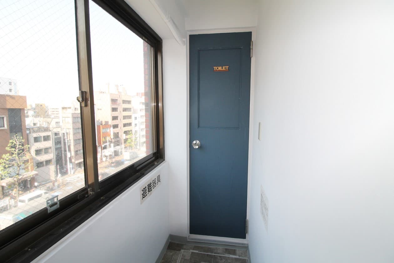 お部屋外で音が気にならないトイレ(当店専用です)