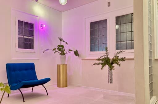 2FスタジオルームBカラーライト