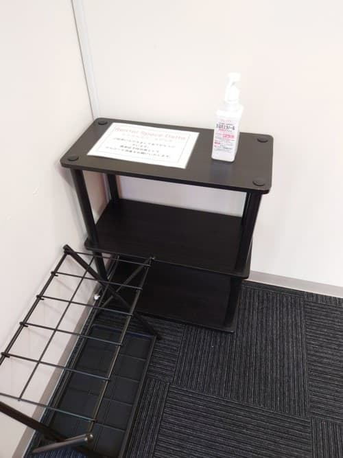 傘立てやアルコール消毒対策も万全です!