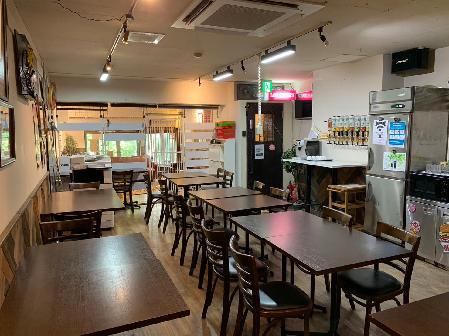 広々とした空間 ご自由にお使いください!!