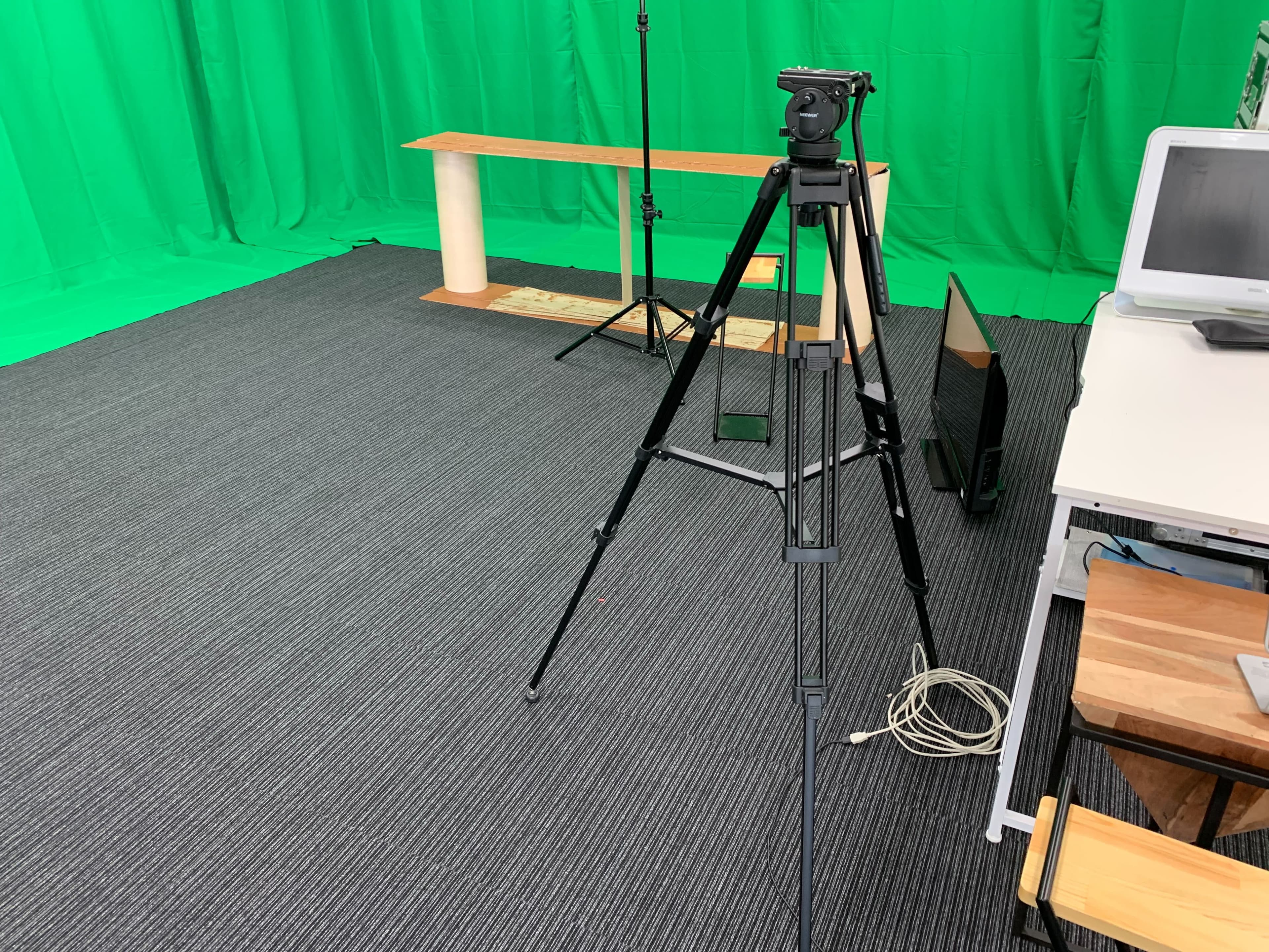 三脚の全体像はこの様になっています。