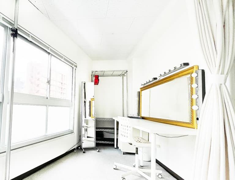 ドレッシングルーム