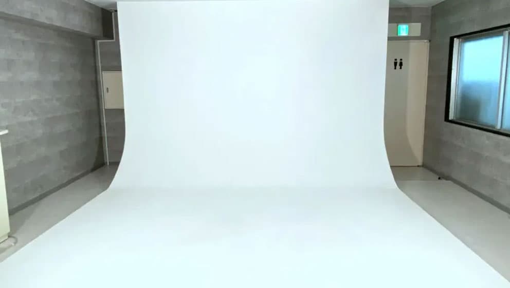 大きな白ホリゾント完備!