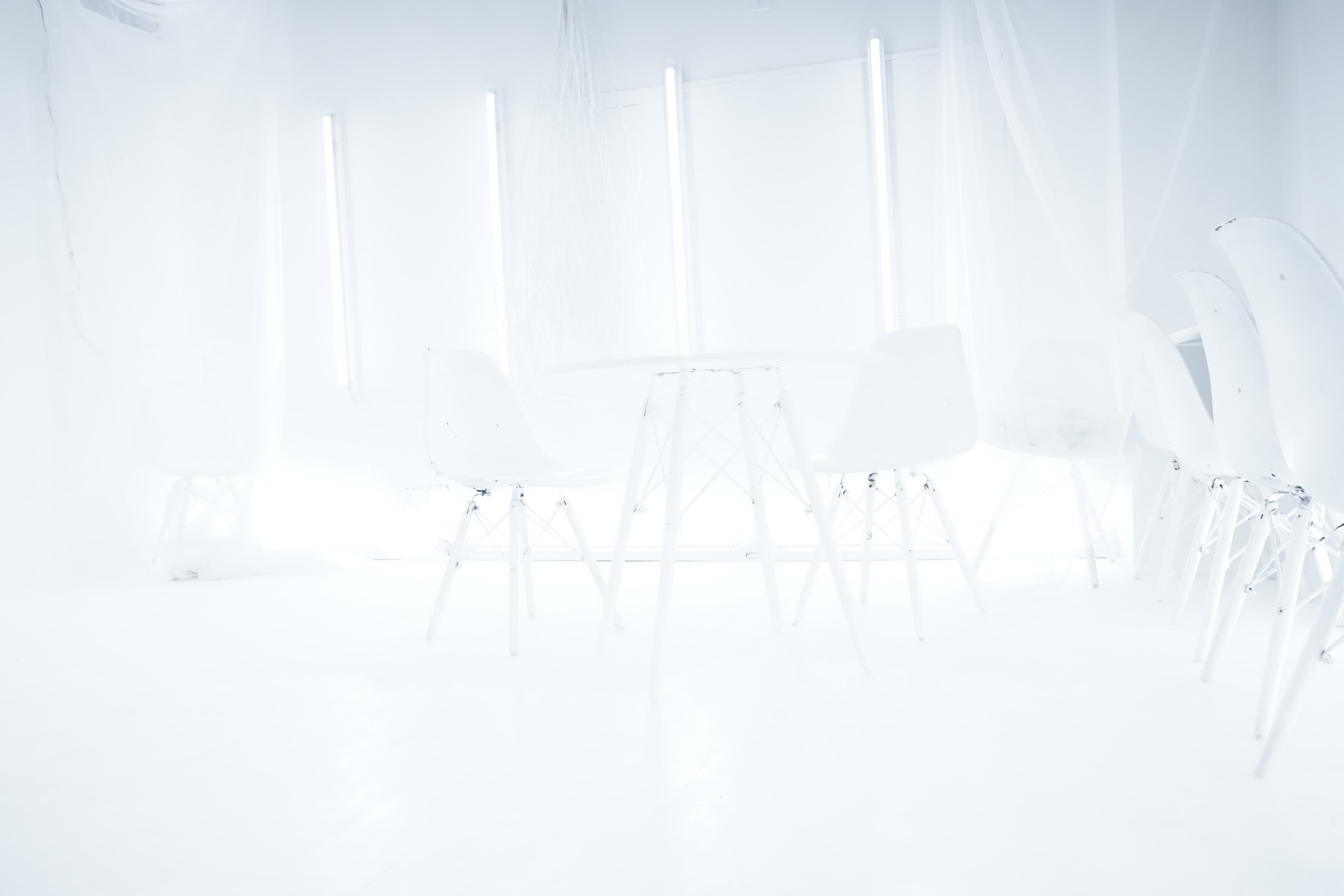 机や椅子はご移動可能です。